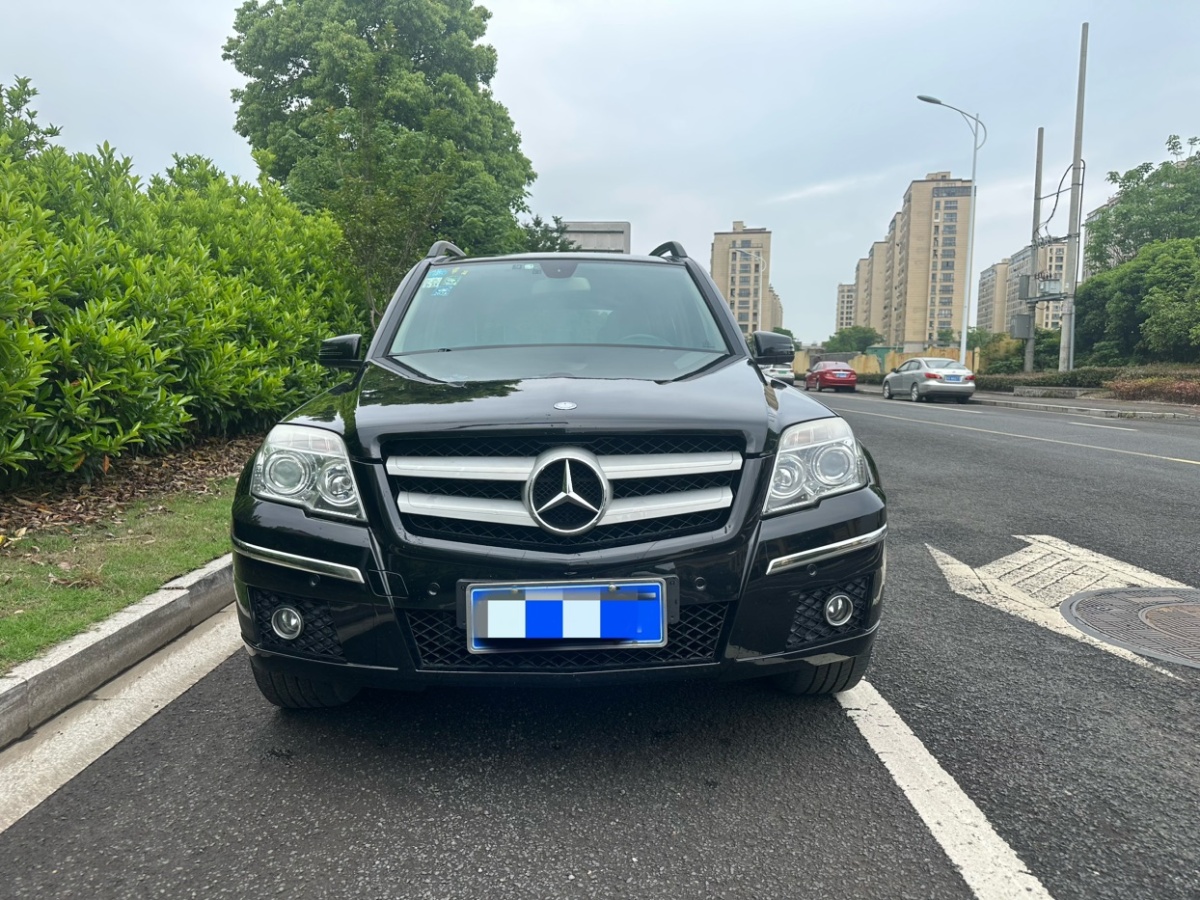 奔驰 奔驰GLK级  2011款 GLK 300 4MATIC 动感型图片