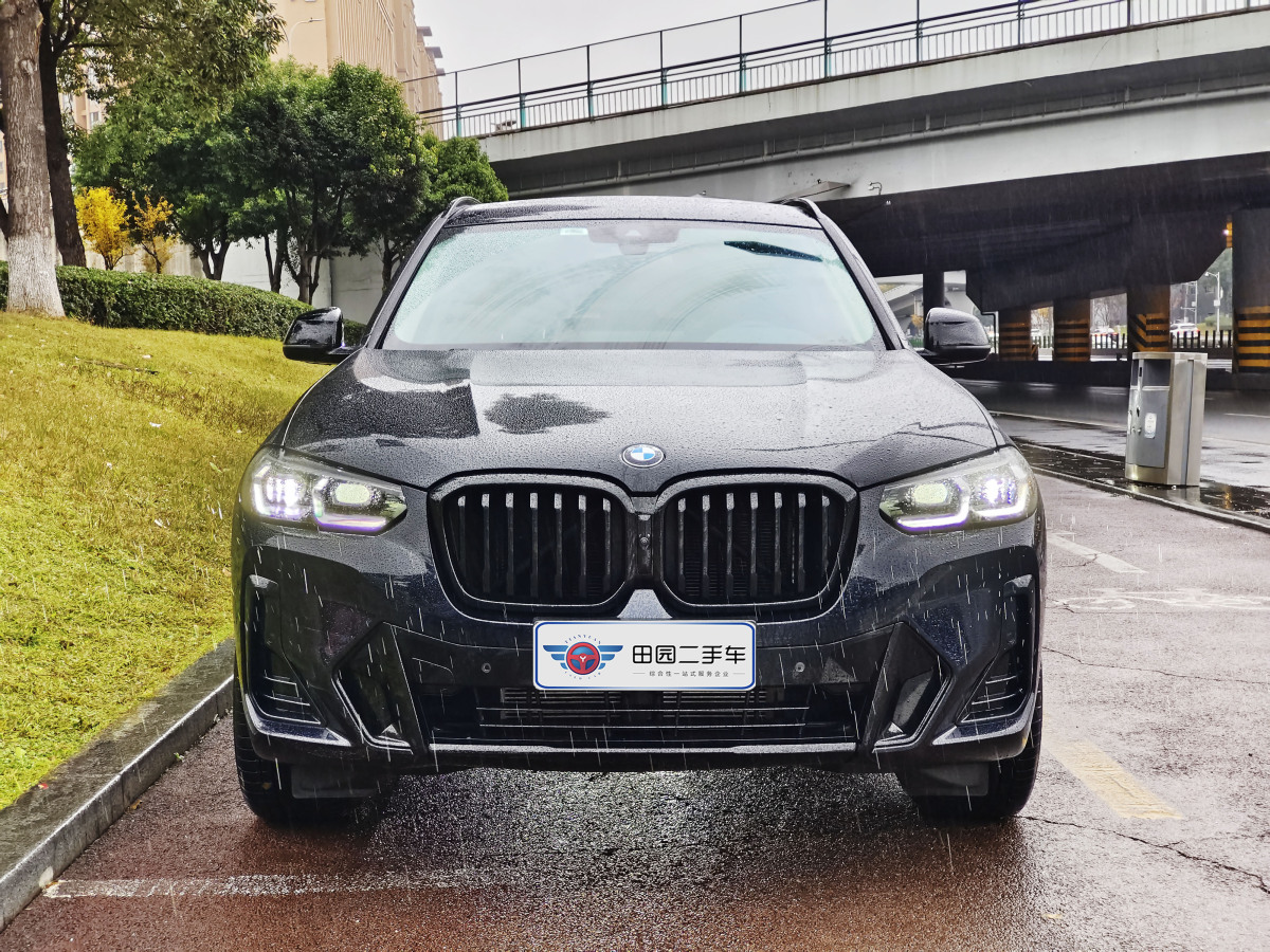 寶馬 寶馬X3  2023款 xDrive30i 領(lǐng)先型 M曜夜套裝圖片