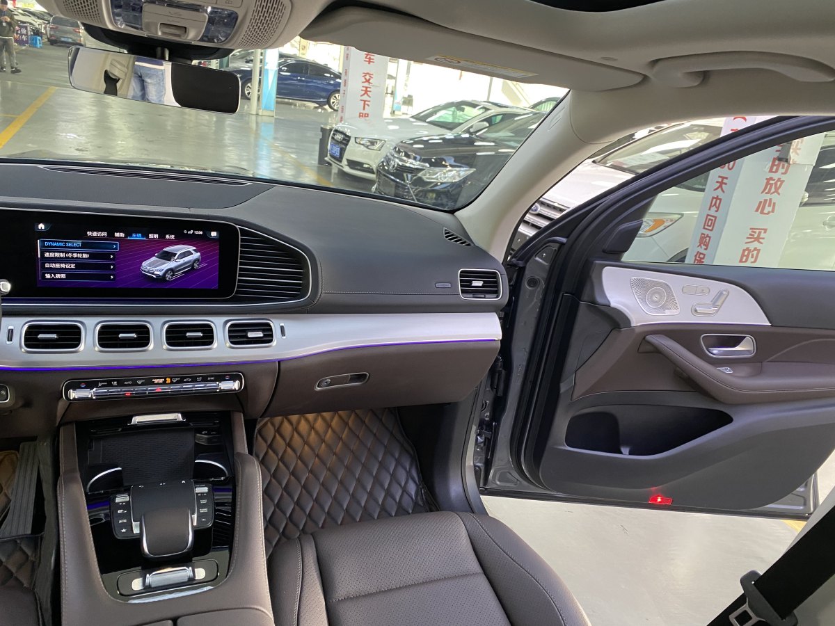 奔馳 奔馳GLE  2021款 GLE 450 4MATIC 時(shí)尚型圖片