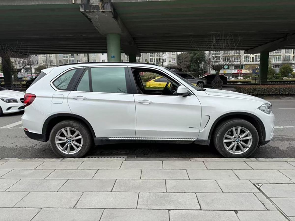 2015年2月寶馬 寶馬X5  2014款 xDrive35i 領(lǐng)先型