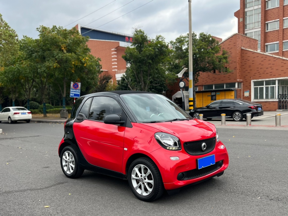 smart fortwo  2018款 1.0L 52千瓦硬頂靈動版圖片