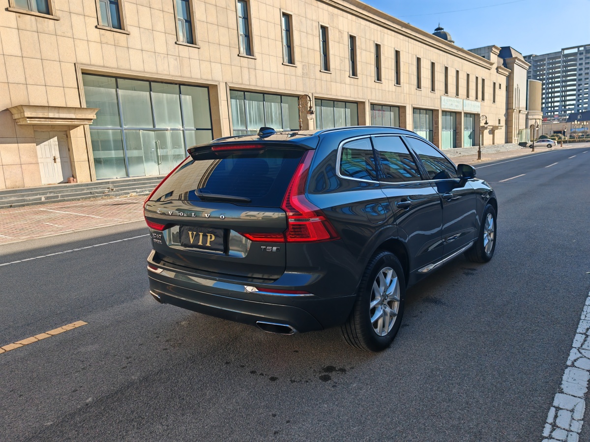 沃爾沃 XC60  2020款 T5 四驅(qū)智逸豪華版圖片