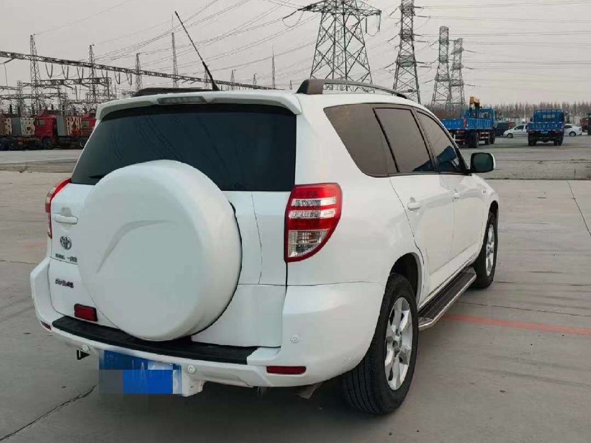 丰田 rav4 图片