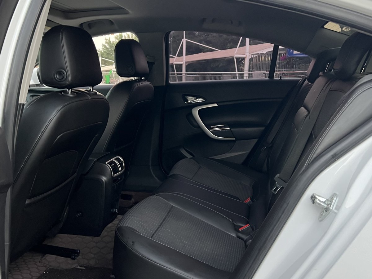 別克 君威  2015款 1.6T 領(lǐng)先技術(shù)型圖片