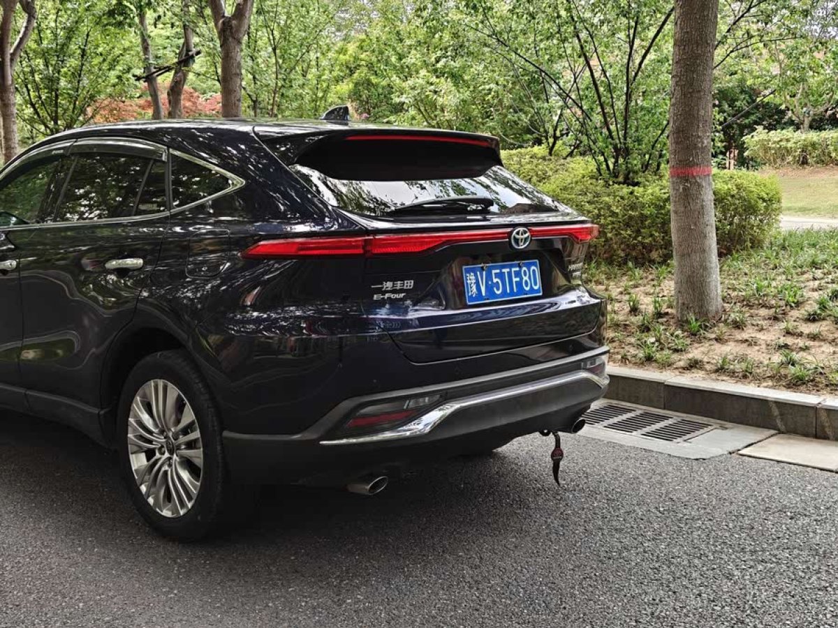 豐田 凌放HARRIER  2022款 雙擎 2.5L CVT四驅(qū)旗艦版圖片