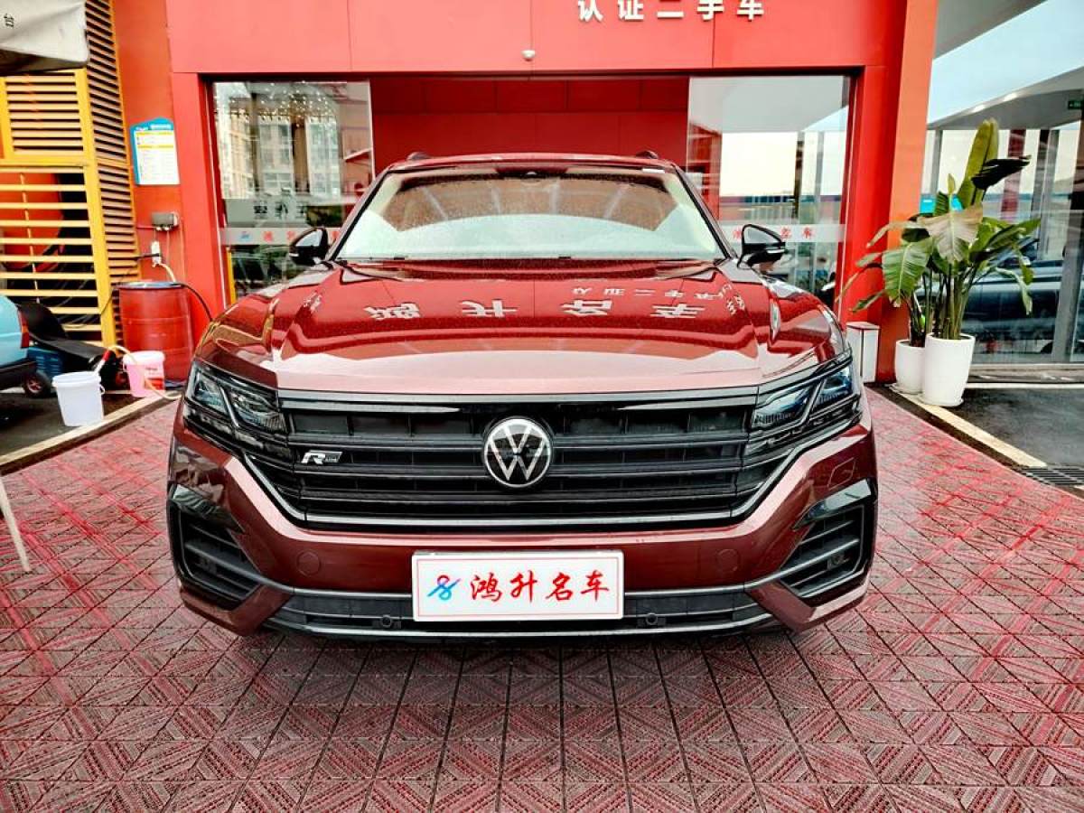 大眾 途銳  2023款 3.0TSI 銳享版 曜黑運(yùn)動(dòng)套裝圖片