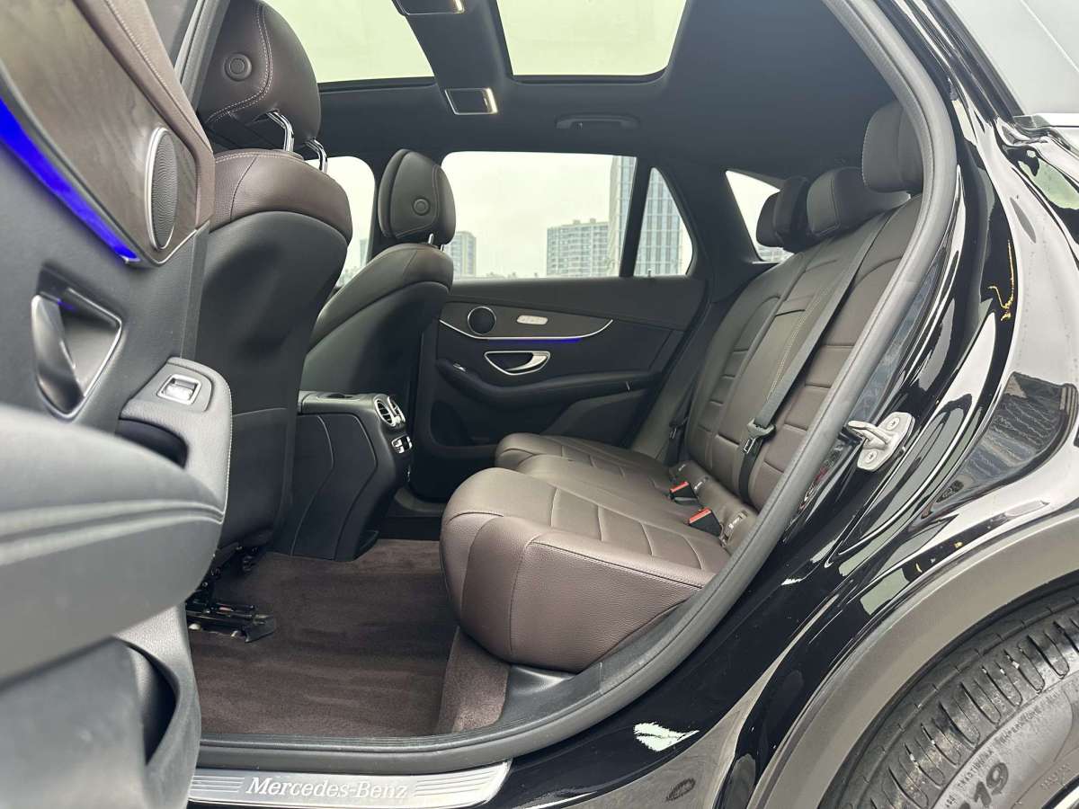 2021年6月奔馳 奔馳GLC  2021款 GLC 260 L 4MATIC 豪華型