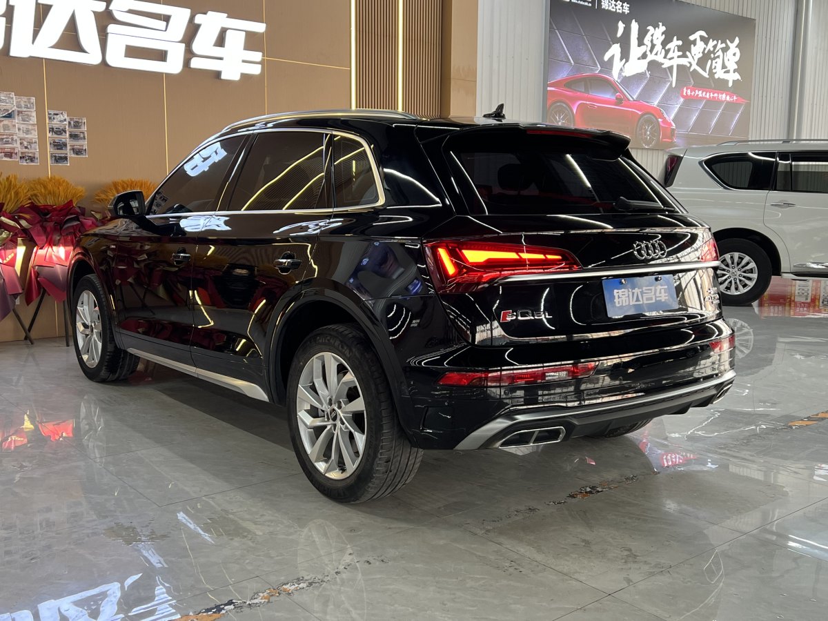 奧迪 奧迪Q5L  2021款 40 TFSI 豪華動(dòng)感型圖片