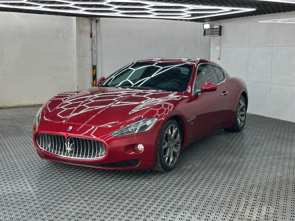 瑪莎拉蒂 GranTurismo  2007款 4.2L 標準版圖片