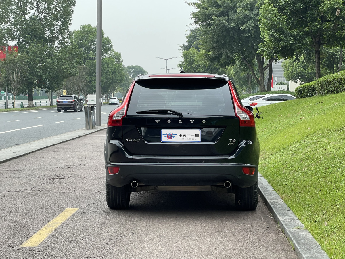 2013年1月沃爾沃 XC60  2013款 T6 AWD舒適版