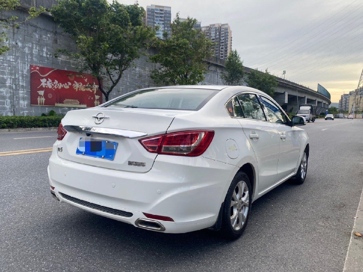 海馬 福美來  2014款 M5 1.6L 自動精英型圖片