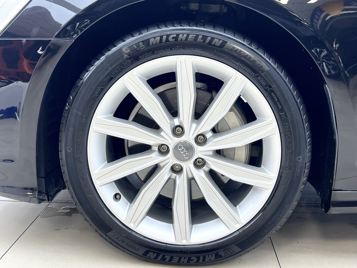 奧迪 奧迪A6L  2021款 45 TFSI 臻選動(dòng)感型圖片