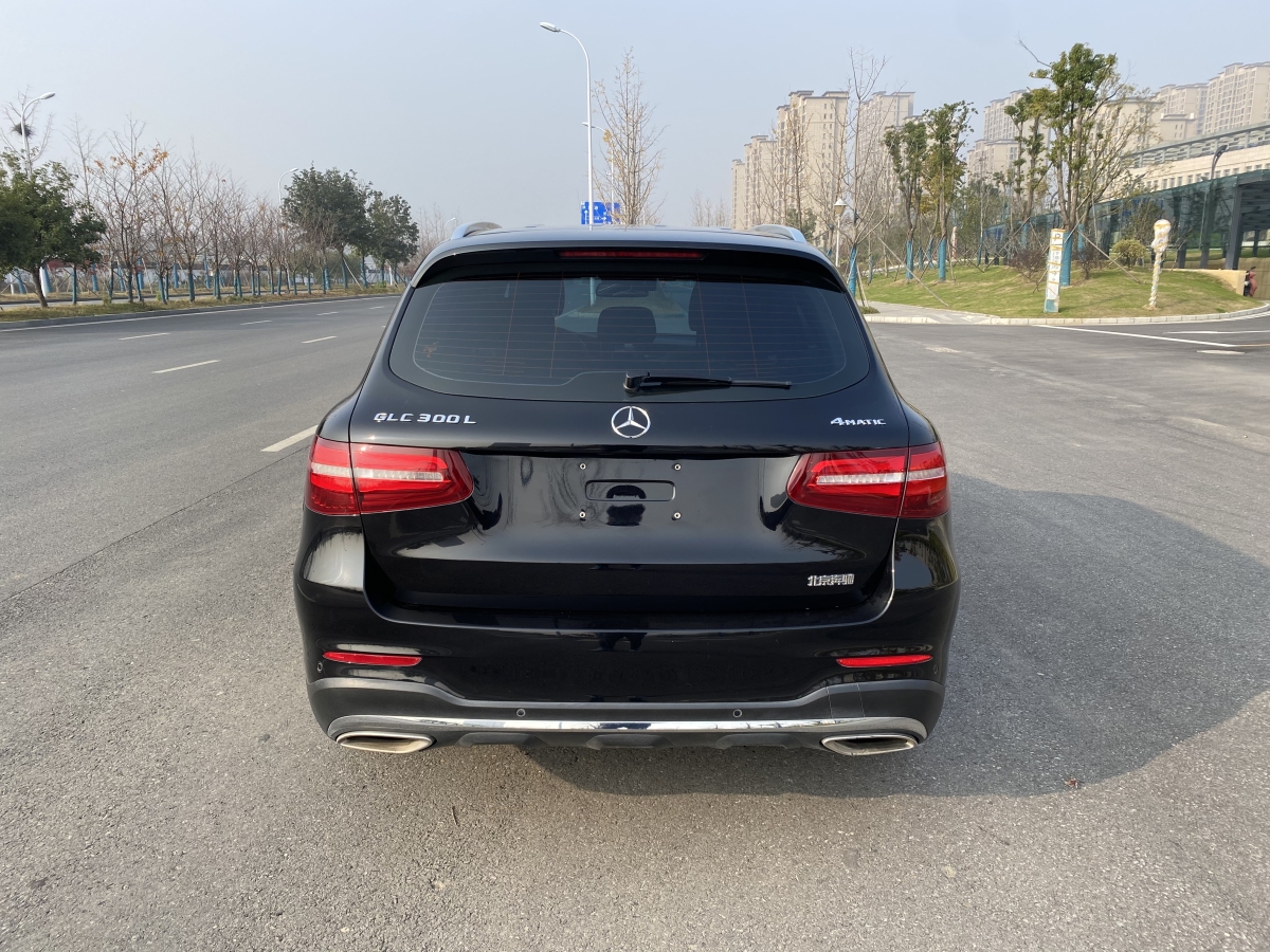 奔馳 奔馳glc 2020款 改款 glc 260 l 4matic 動感型圖片