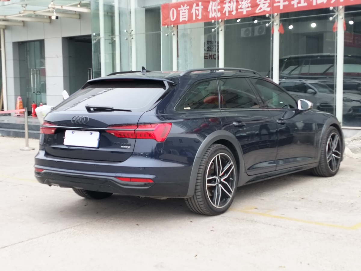 奧迪 奧迪A6  2021款 Allroad 探索家 55 TFSI 尊享越野型圖片