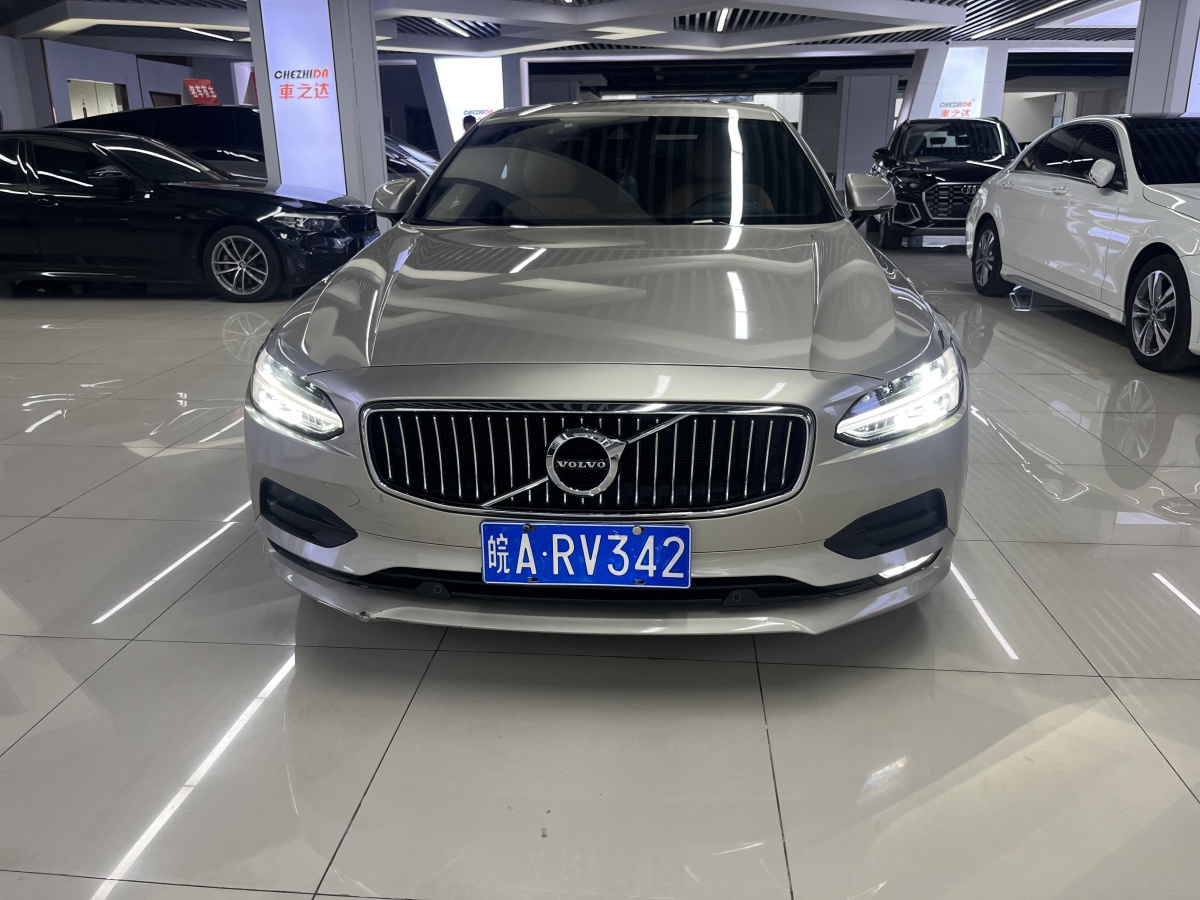 沃爾沃 S90  2018款 T4 智遠(yuǎn)版圖片