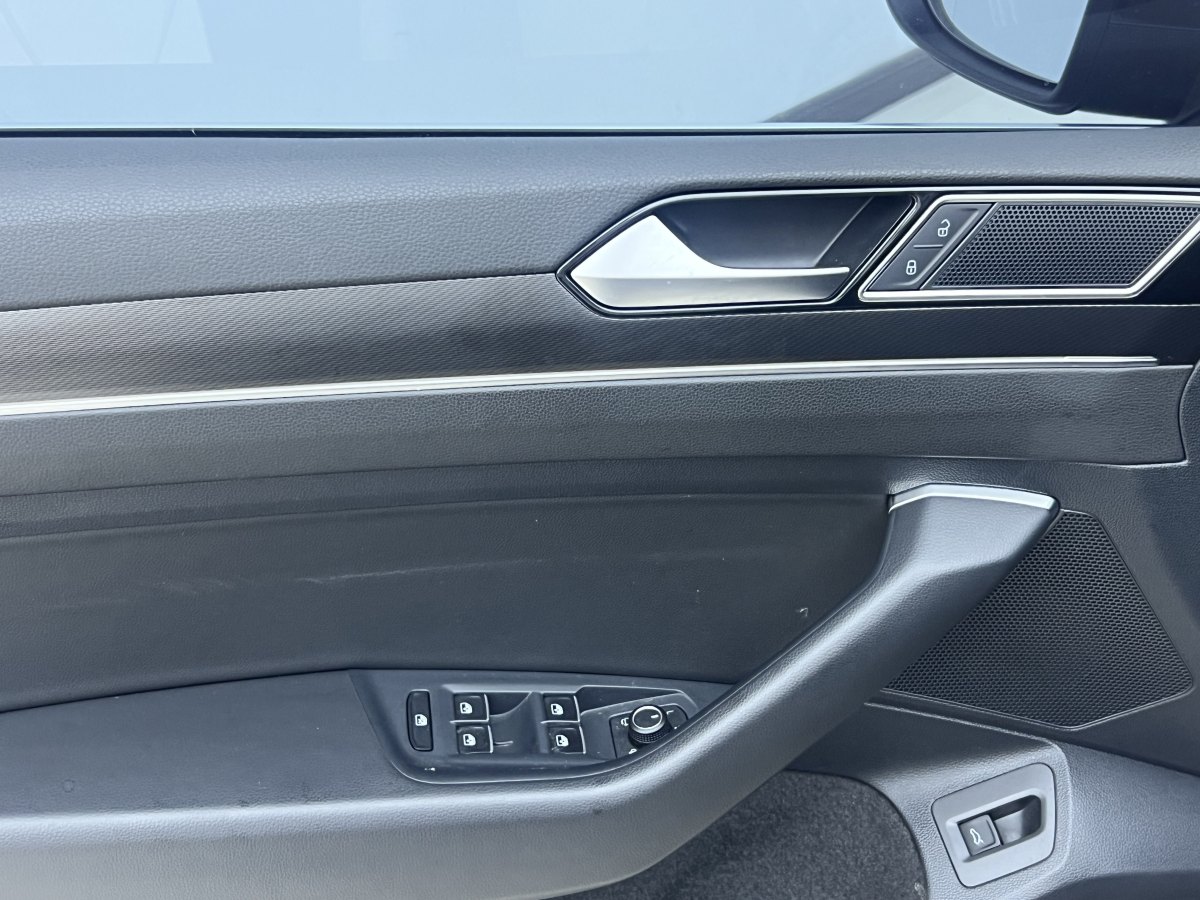 大眾 邁騰  2020款 330TSI DSG 豪華型圖片