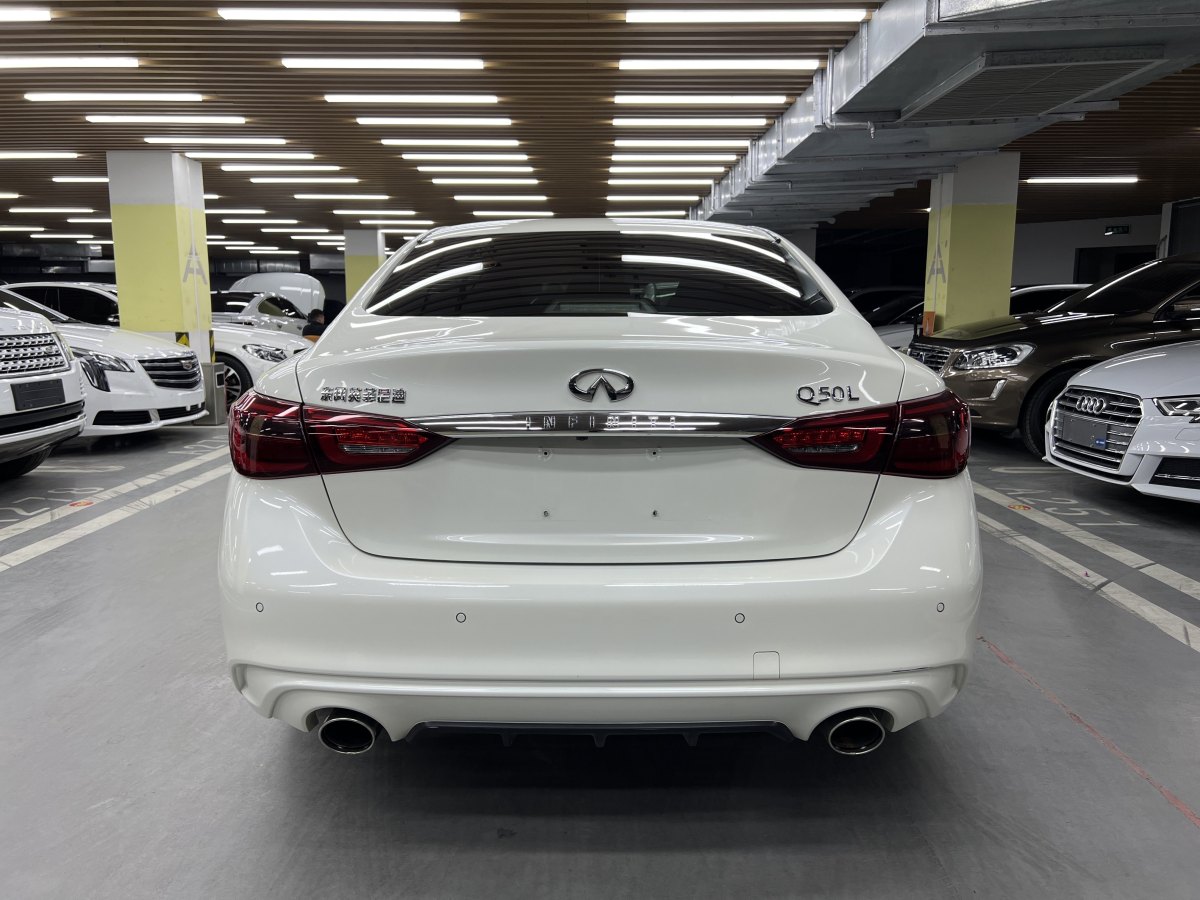 英菲尼迪 Q50L  2018款 2.0T 進(jìn)享版 國(guó)VI圖片