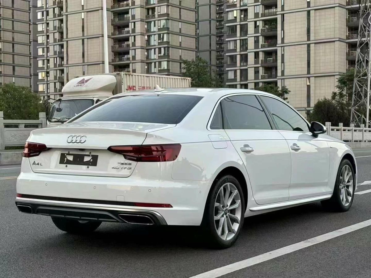 奧迪 奧迪A4L  2020款 35 TFSI 時尚動感型圖片