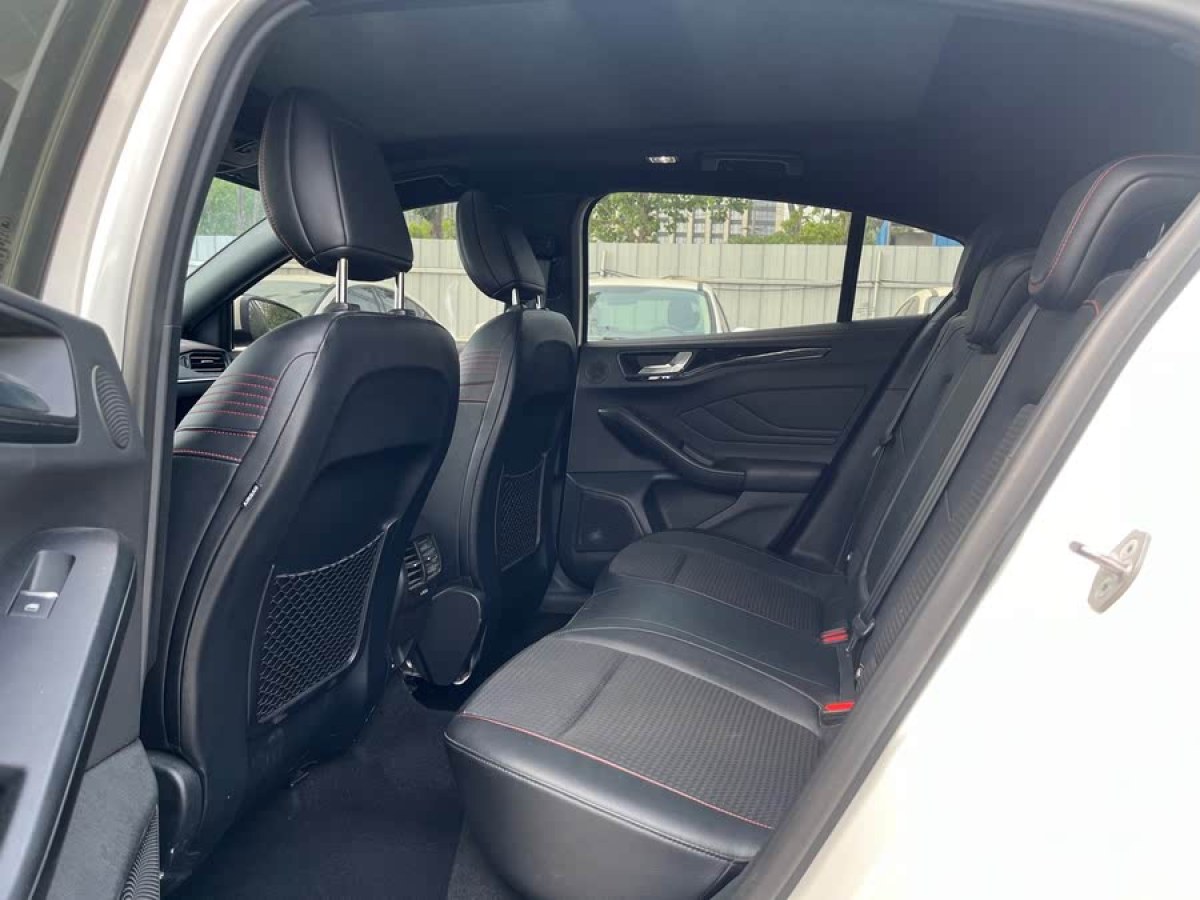福特 ?？怂? 2021款 兩廂 EcoBoost 180 自動(dòng)ST Line圖片