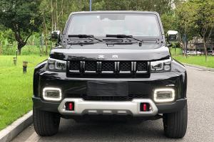 BJ40 北京 2.0T 自動四驅城市獵人版?zhèn)b客型