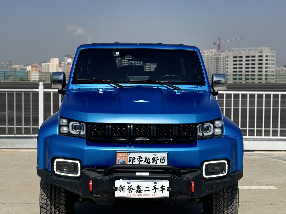 2022年10月北京 BJ40  2021款 2.3T 自動四驅(qū)刀鋒英雄版至尊型