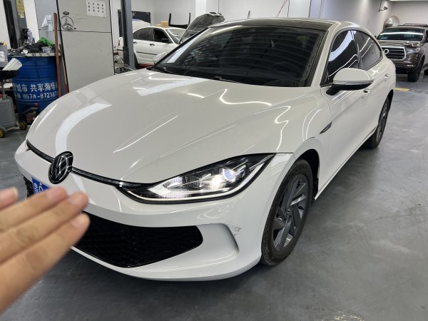 大众 凌渡  2022款 凌渡L 280TSI DSG炫辣版