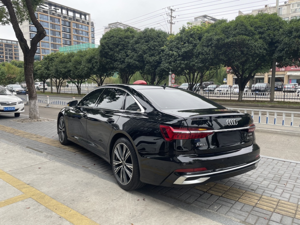 2022年10月奧迪 奧迪A6L  2022款 40 TFSI 豪華致雅型