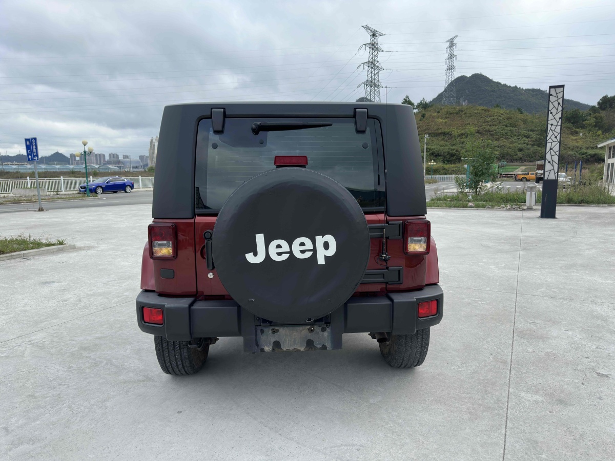 Jeep 牧馬人  2008款 3.8L Sahara 兩門版圖片