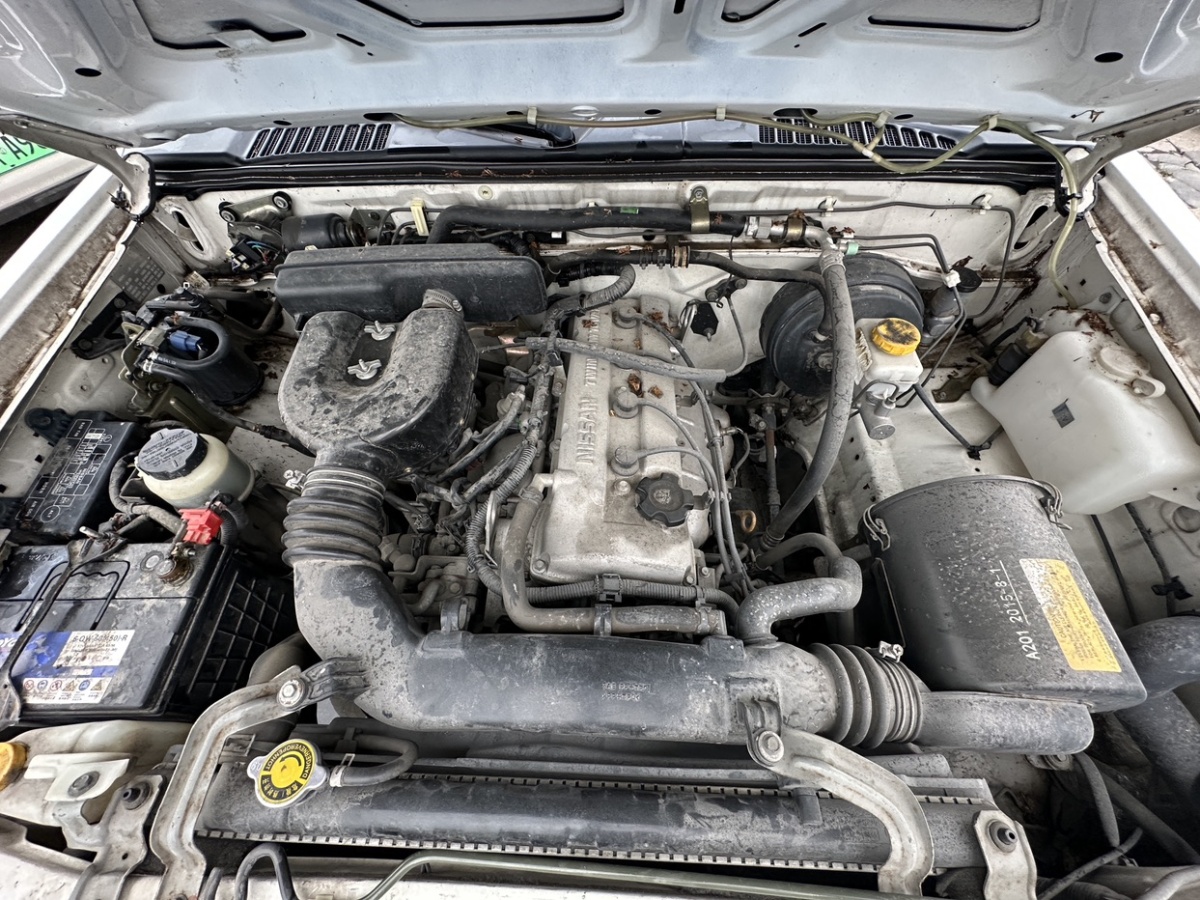 日產 ZN廂式車  2013款 2.4L四驅豪華型5座圖片