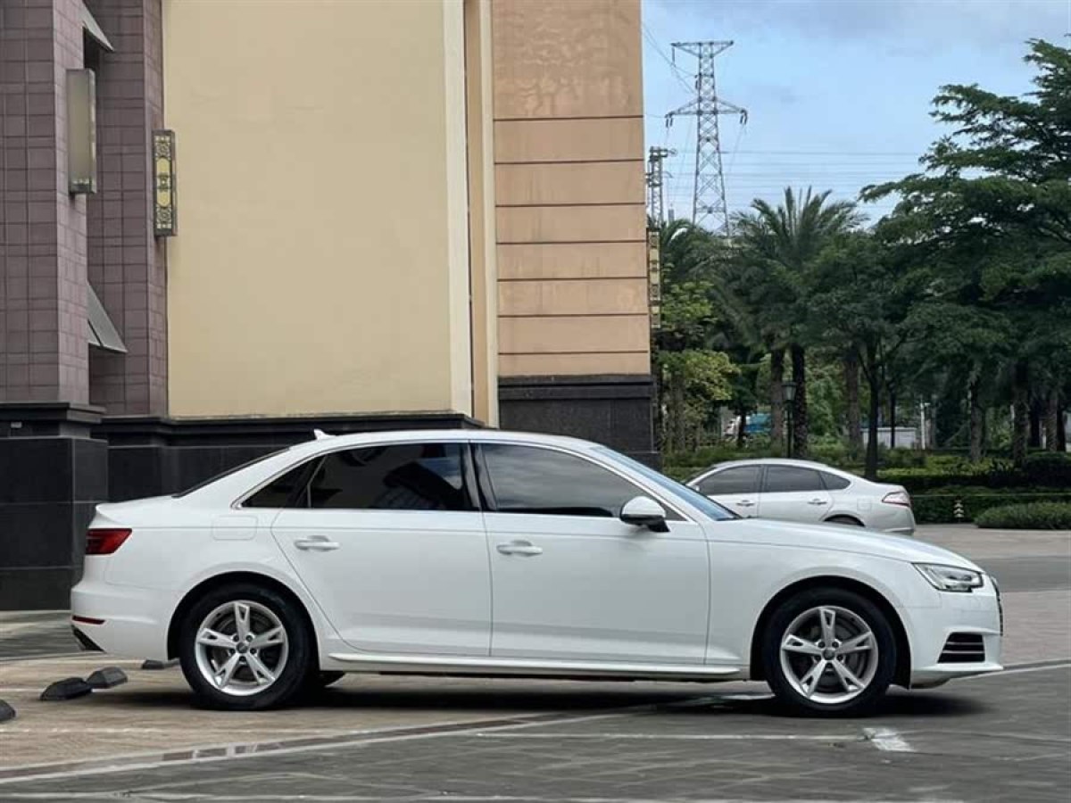 奧迪 奧迪A4L  2017款 Plus 40 TFSI 時尚型圖片