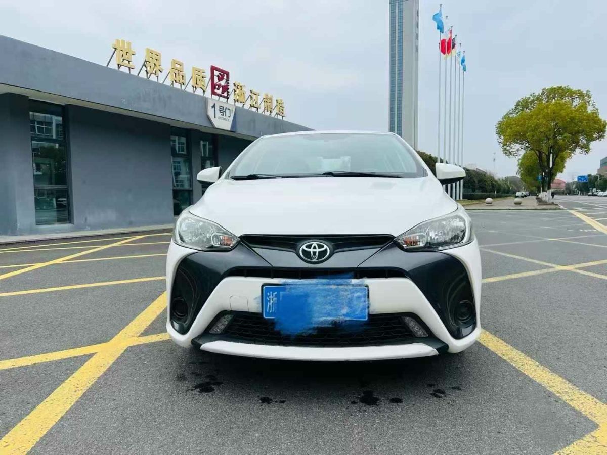 豐田 雅力士  2016款 YARiS L 致炫 1.5G 勁速天窗版圖片