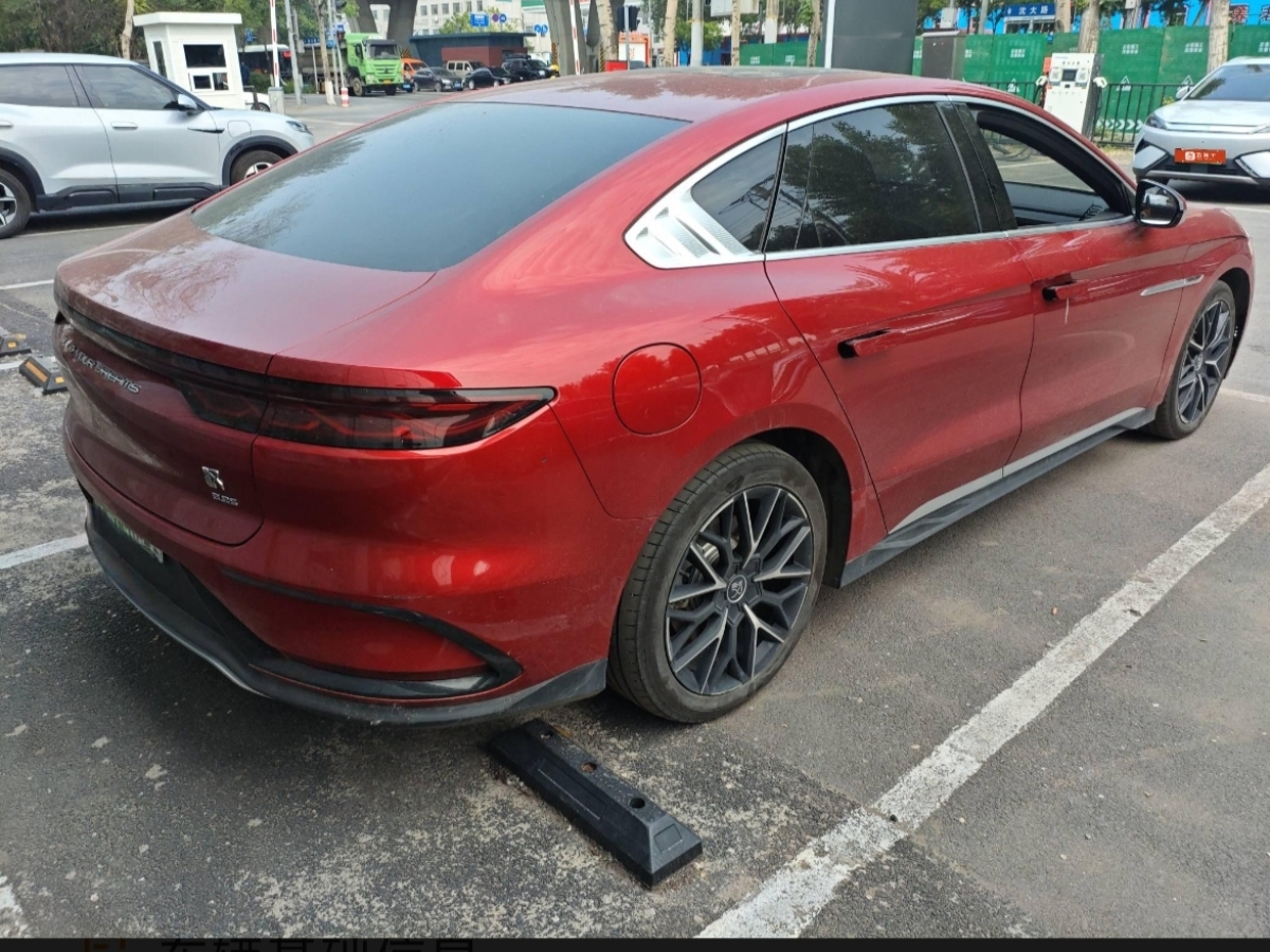 比亞迪 漢  2023款 EV 冠軍版 610KM四驅(qū)旗艦型圖片