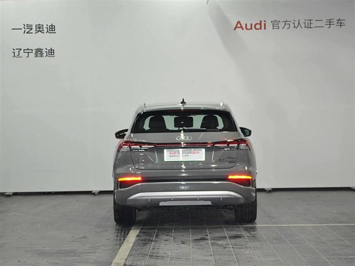 奧迪 奧迪Q4 e-tron  2022款 50 e-tron quattro 創(chuàng)境版圖片