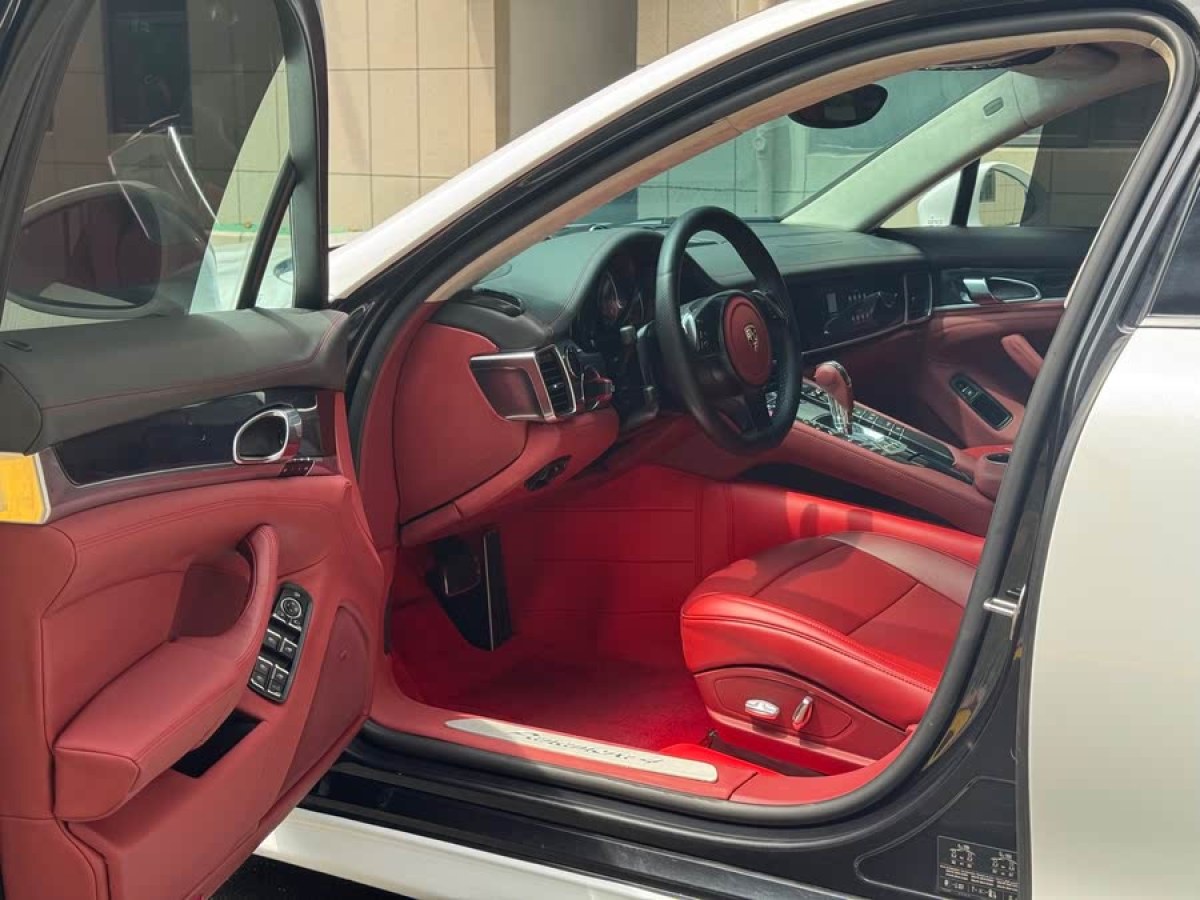 保時(shí)捷 Panamera  2010款 Panamera 4 3.6L圖片