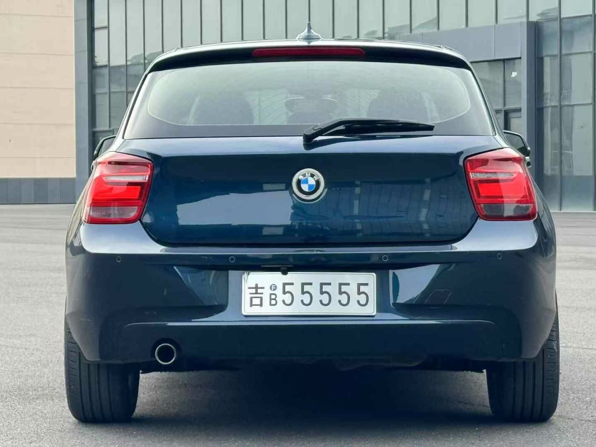 寶馬 寶馬5系  2014款 528i xDrive 2.0T 設(shè)計(jì)套裝圖片