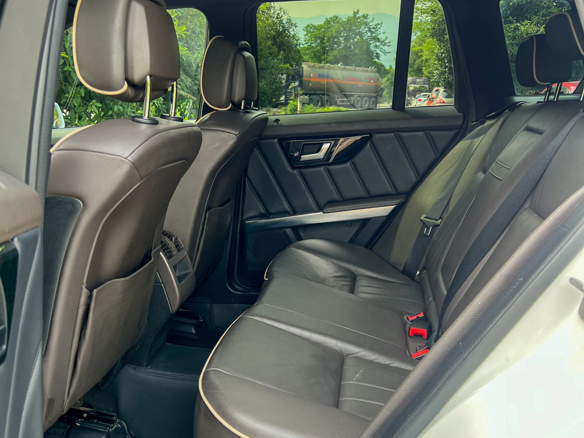 奔馳 奔馳GLK級  2013款 改款 GLK 300 4MATIC 豪華型圖片