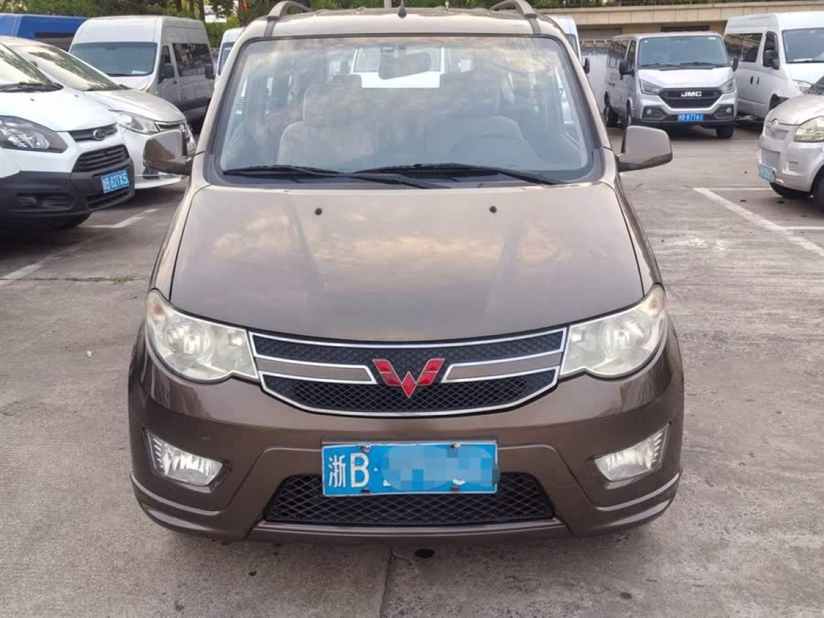 五菱 五菱宏光  2014款 1.2L S標(biāo)準(zhǔn)型國IV圖片