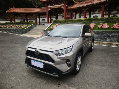 2021年5月 豐田 RAV4 榮放 2.0L CVT兩驅(qū)風尚版圖片