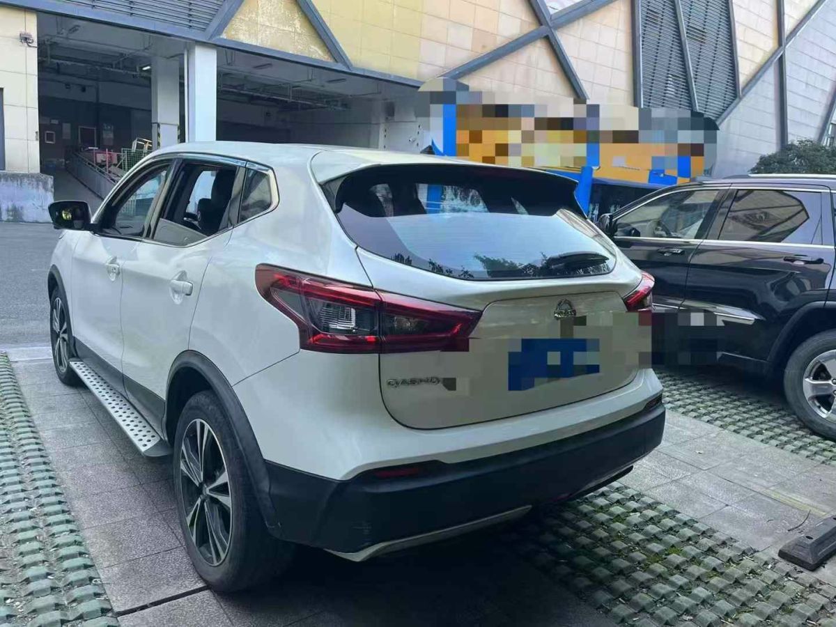 日產(chǎn) 逍客  2019款  2.0L CVT旗艦版圖片