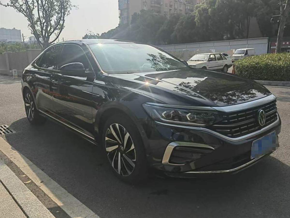 大眾 帕薩特  2023款 改款 330TSI 豪華版圖片