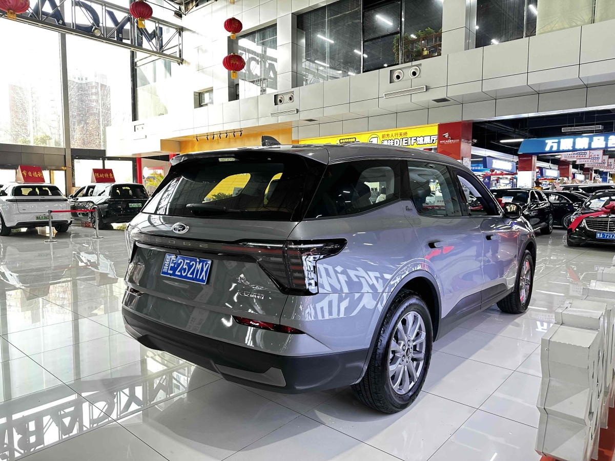 福特 銳界  2023款 銳界L 2.0T EcoBoost 兩驅(qū)五座時(shí)尚型圖片