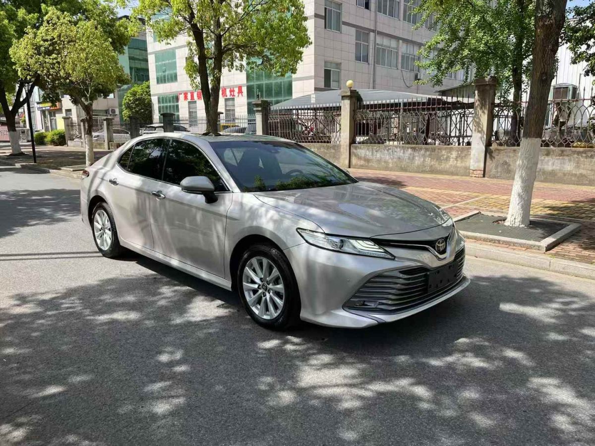 豐田 凱美瑞  2019款 2.0E 精英版 國(guó)V圖片