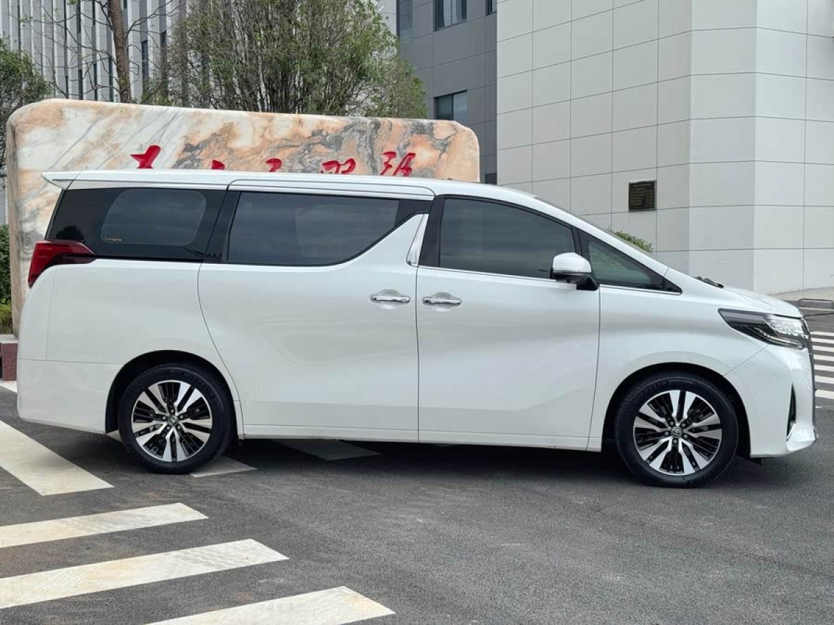 豐田 埃爾法  2018款 改款 3.5L 尊貴版圖片