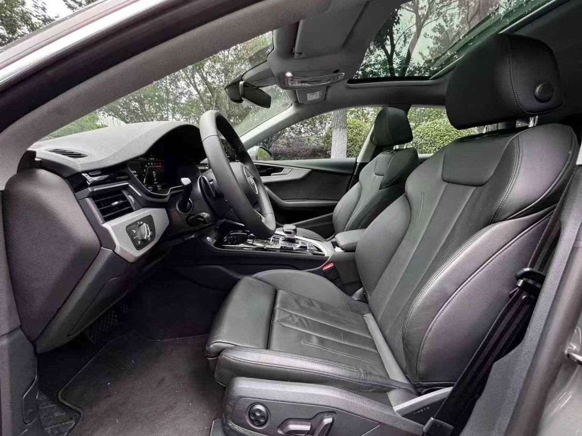 奧迪 奧迪A5  2024款 Cabriolet 40 TFSI 時(shí)尚動感型圖片
