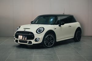 MINI MINI 2.0T COOPER S 賽車手