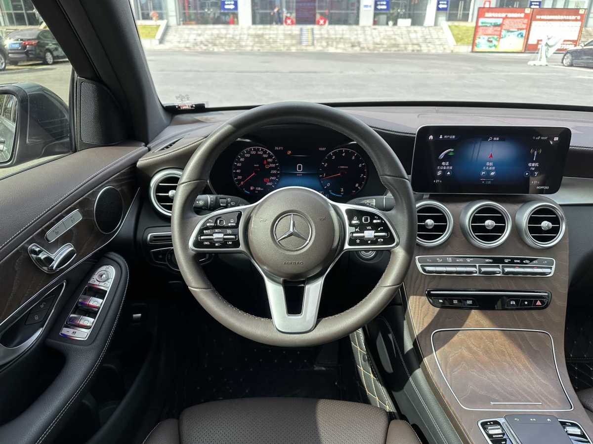 奔馳 奔馳GLC  2018款 改款 GLC 260 4MATIC 豪華型圖片