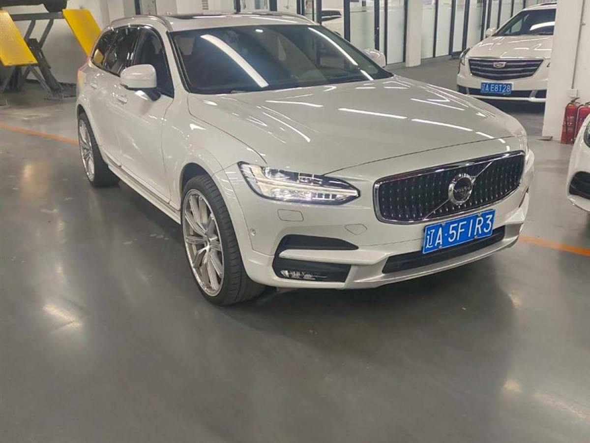 沃爾沃 V90  2020款 改款 Cross Country T5 AWD 智尊版圖片