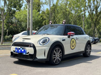 2022年8月 MINI MINI 2.0T COOPER S 艺术家 五门版图片