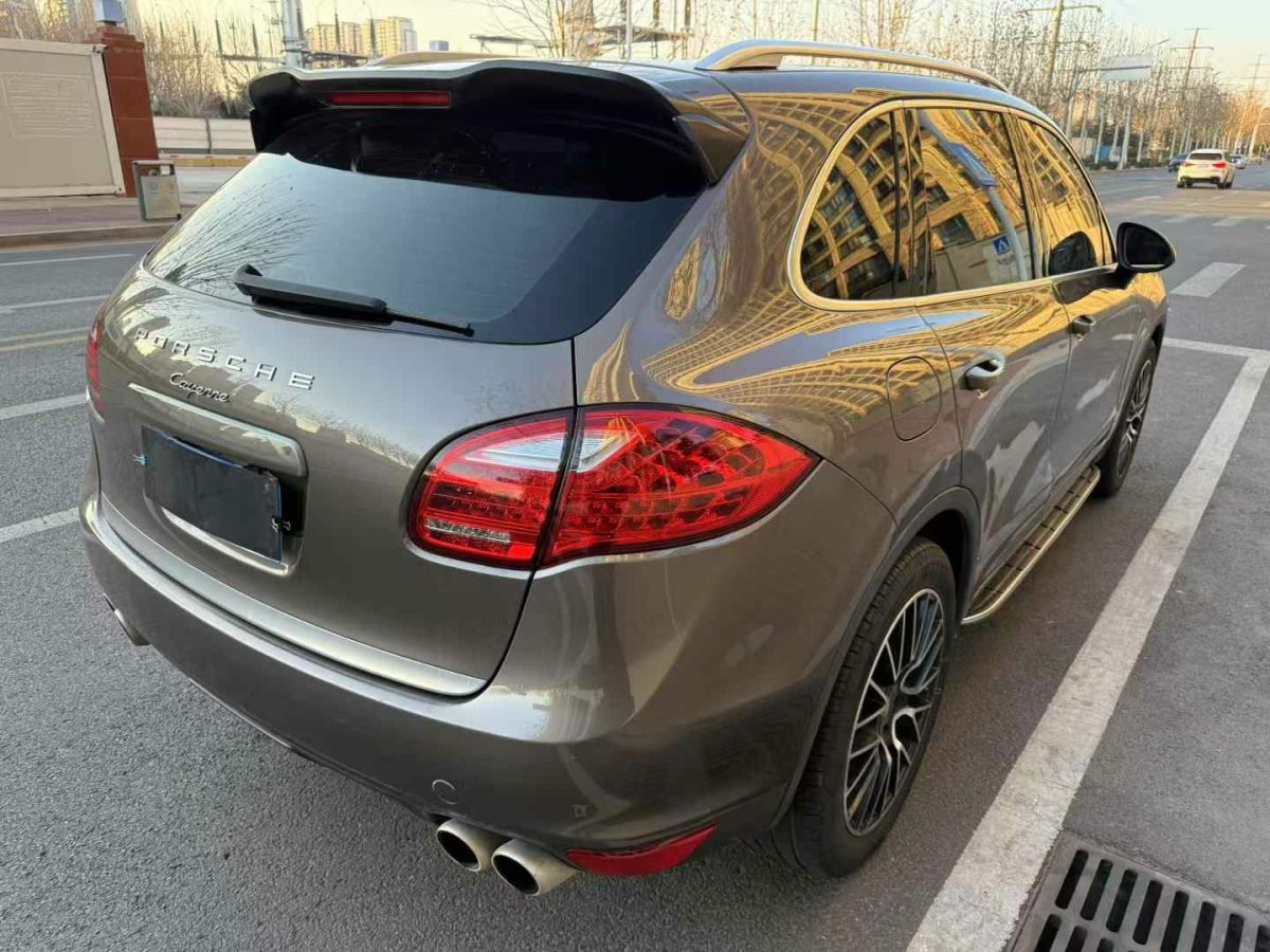 保時(shí)捷 Cayenne  2015款 Cayenne S E-Hybrid 3.0T圖片