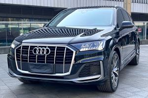 奥迪Q7 奥迪 55 TFSI quattro S line运动型